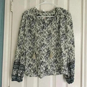 Lucky Brand Blue and White flower Shirt with tassel accent size Medium